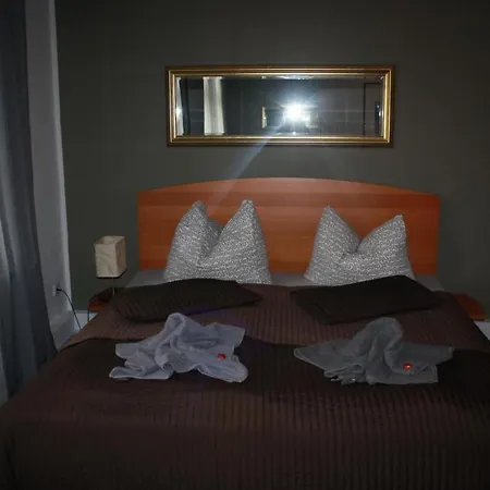 Gemuetliche In Mit Garten By Interhome شقة فيرنغروده