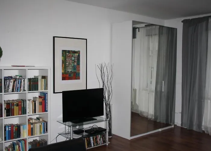 Gemuetliche In Mit Garten By Interhome شقة *